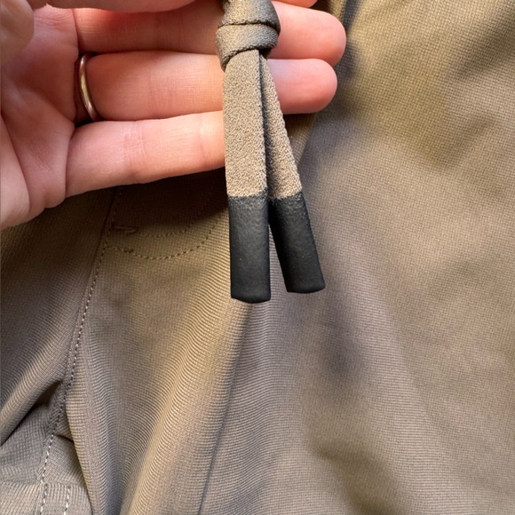 VRST Limitless Slim Fit 4-Way Stretch Jogger Men’s Size Small - Picture 7 of 14